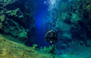 Diver, Silfra Fissure