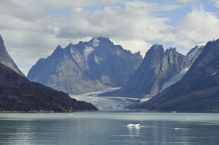 Evighedsfjorden in West Greenland - HX Expeditions - Thomas Haltner