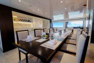 Galaxy Diver III - Dining Area