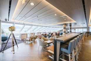 Explorer Lounge on MS Fritjof Nansen - Clara Tuma - HX Expeditions