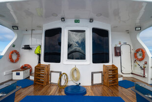 galapagos-yacht-natural-paradise-porch.jpg