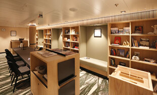 Library, SH Minerva