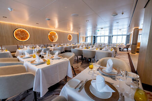 Restaurant, SH Minerva