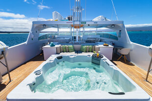 Grand Majestic Jacuzzi