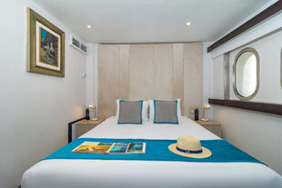Grand Majestic Porthole Cabin