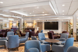 Expedition Lounge on MS Spitsbergen - HX Expeditions - Espen Mills