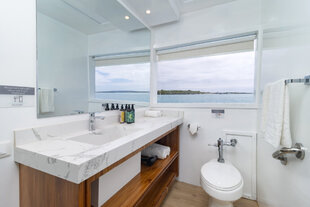 Galapagos Sea Star Bathroom