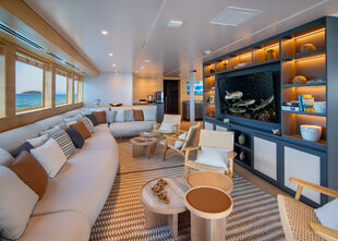 Tribute's Lounge