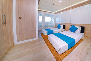 Owner's Suite: Sofa Beds