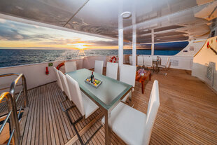 Treasure's Outdoor Terrace