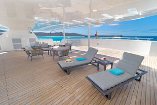 Galapagos Horizon, Sundeck