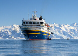 Heritage Adventurer at Possession Island - R Young
