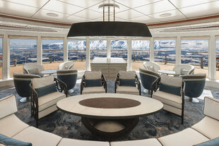 Observation Lounge on Douglas Mawson