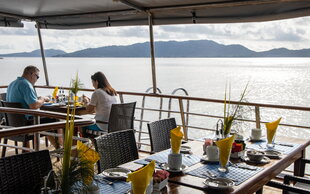 The al fresco dining area on M/Y Pegasos