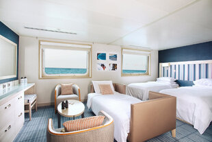 Darwin Suite, Santa Cruz II, HX Expeditions