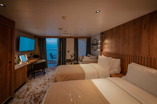 Diana-accessible-cabin-polar-cruise-vessel.jpg