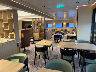 Club Lounge, Diana
