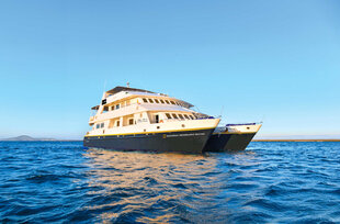 Delfina, Linblad Expeditions