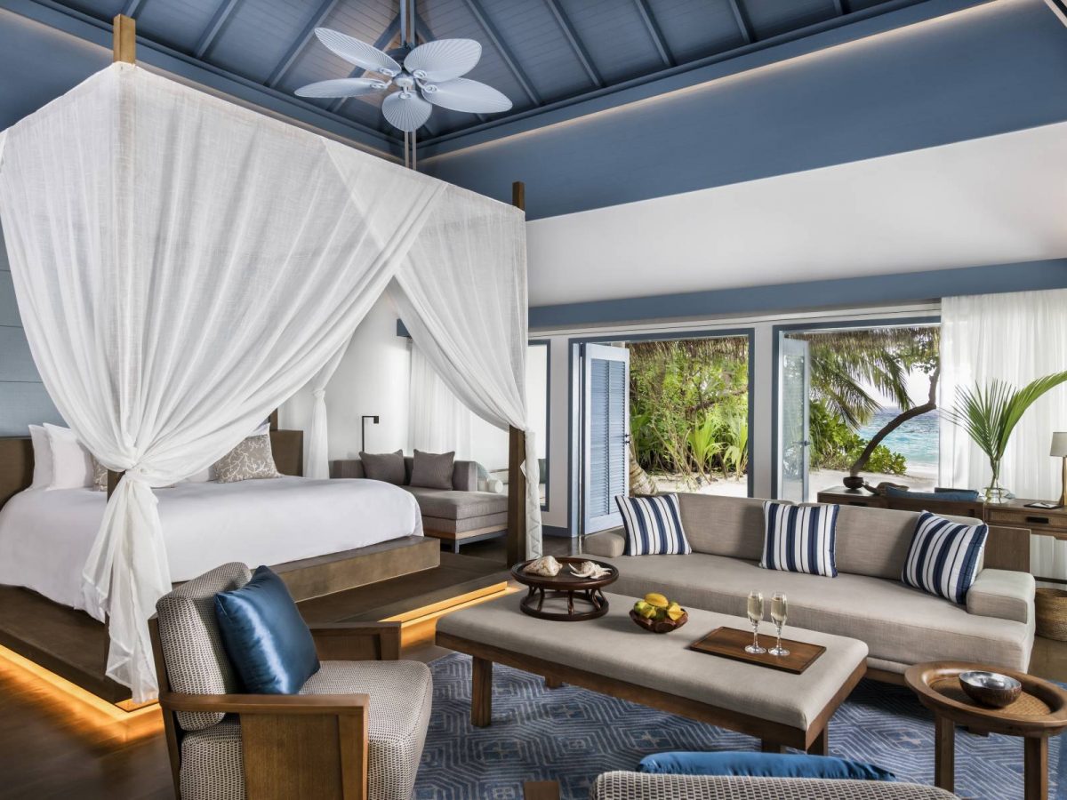 Beach Villa Bedroom - Raffles Maldives Meradhoo