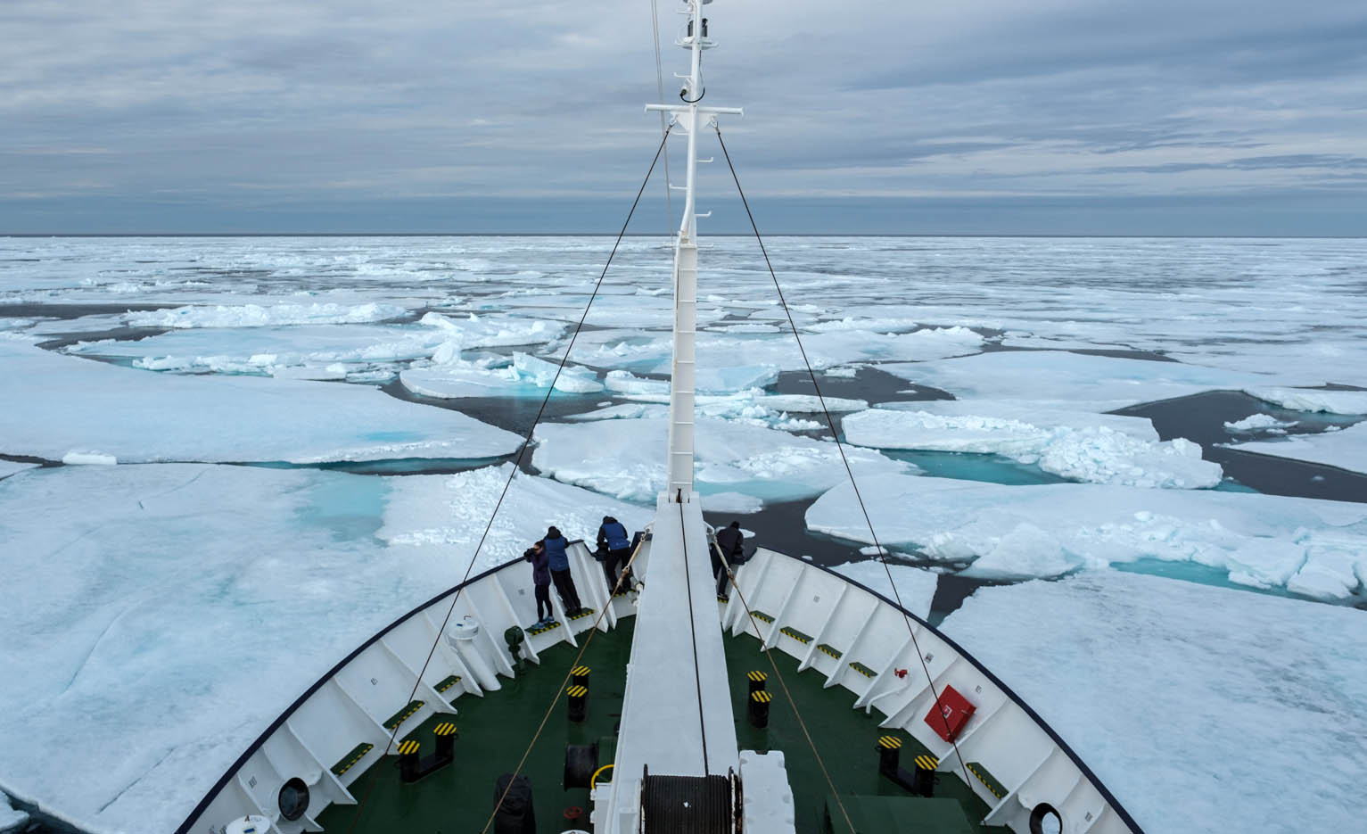 Sailing through pack ice in Spitsbergen - Bjoern Koth