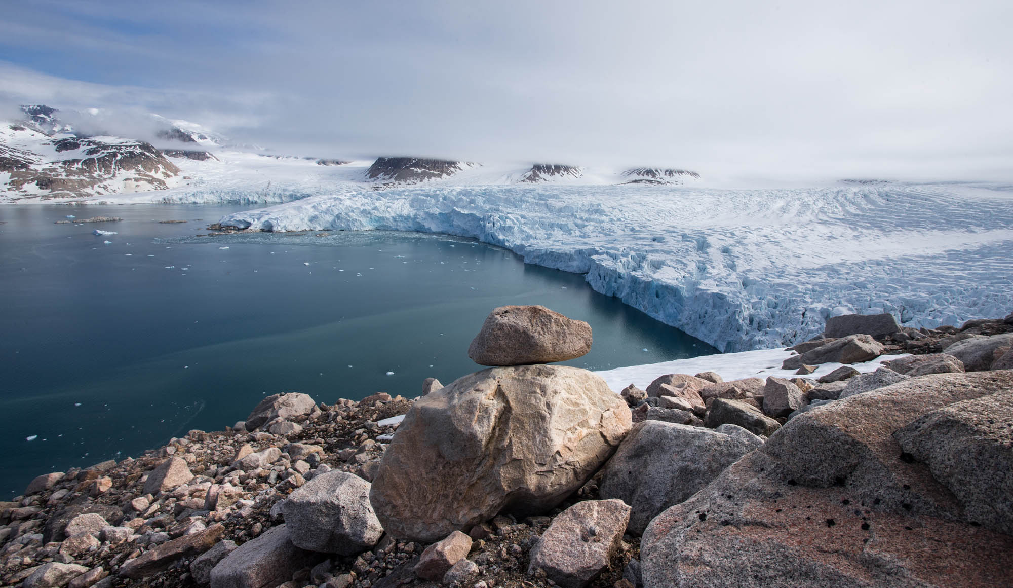 Glacier Front in Spitsbergen - Jordi Plana